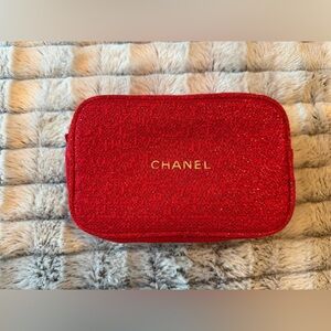 CHANEL Red Tweed Cosmetic Zip Pouch Makeup Bag